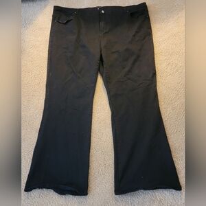 Universal Thread Women’s Black High Rise Flare Stretch Denim Jeans - Size 28